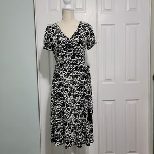 Beautiful Donna Morgan dress